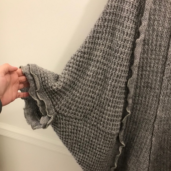 Anthropologie Moth Rocia Sweater Cardigan Small gray ruffles wool - Picture 8 of 13